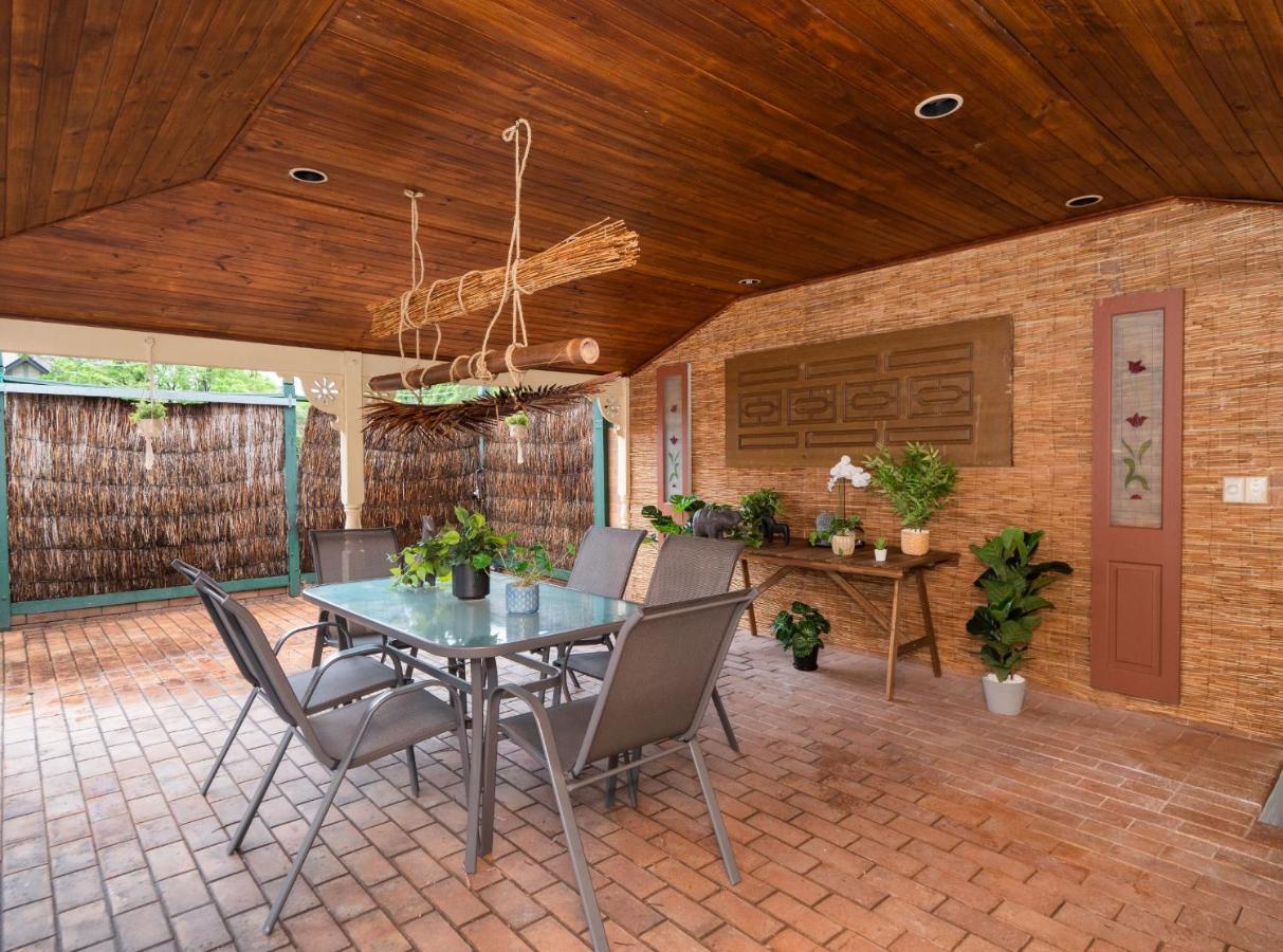 Quiet Private Studio In Strathfield With Kitchenette And Private Bathroom 3Min To Station Sleeps 6 Sydney Zewnętrze zdjęcie